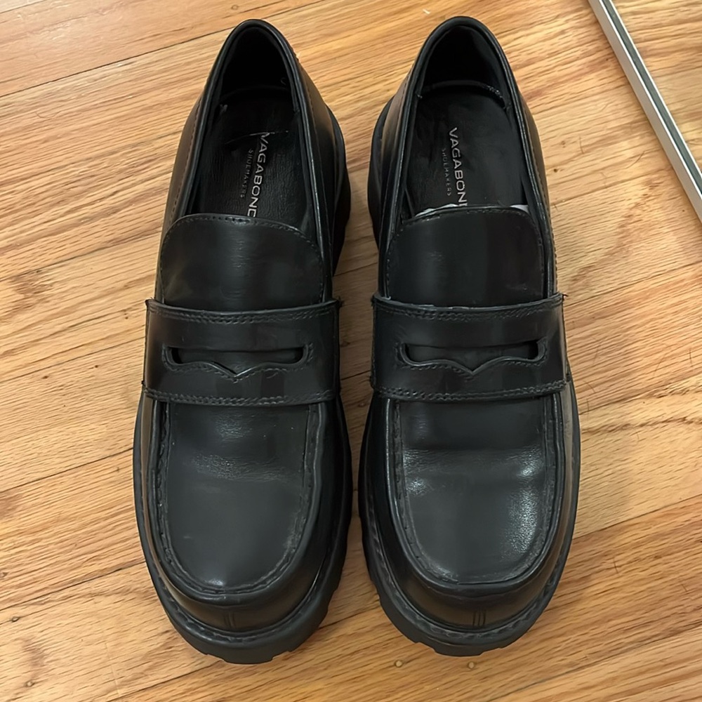Vagabond Platform Black Leather Loafers